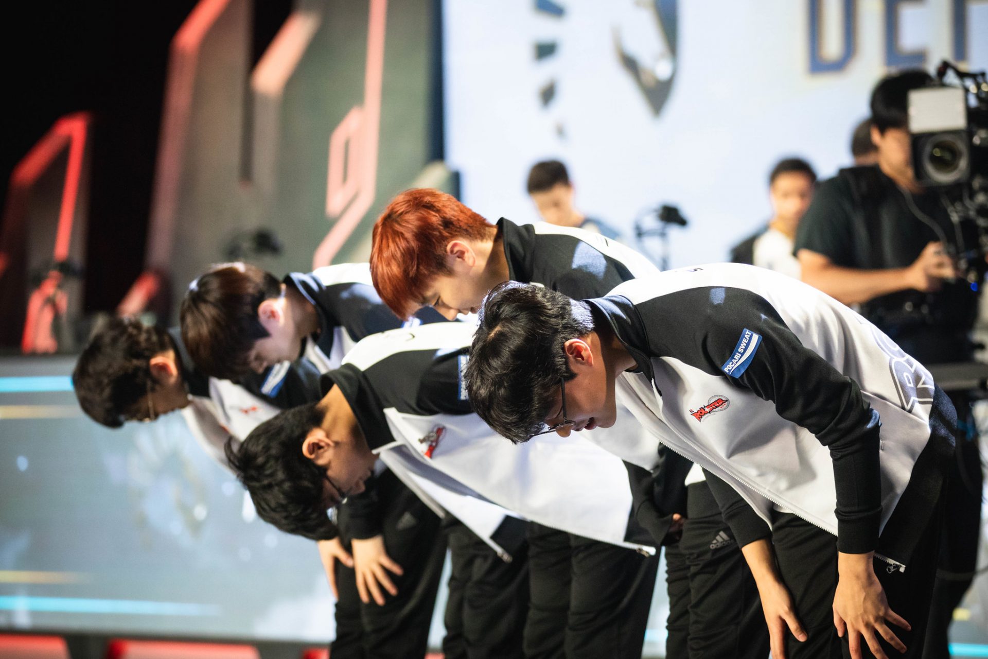 KT Rolster 和任何人的传奇晋级 2025 年世界锦标赛淘汰赛阶段